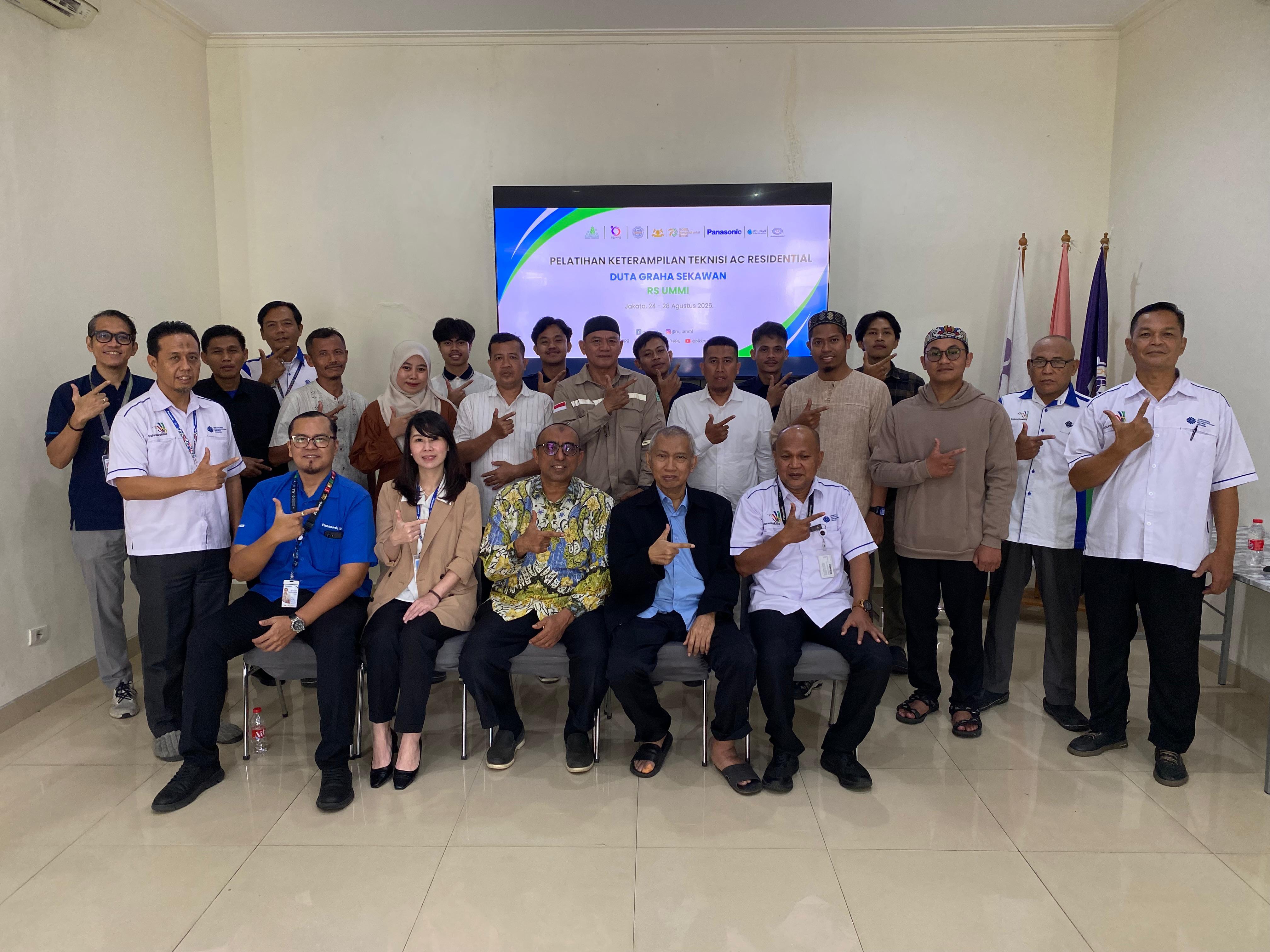 Tim Maintanance Group RS UMMI Melakukan Pelatihan Dasar AC di BLKK FSPPG KSARBUMUSI